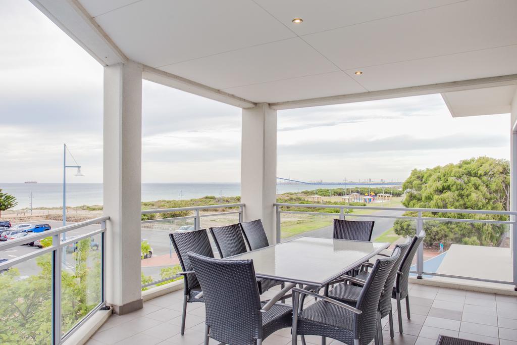 Spinnakers By Rockingham Apartments Exterior foto